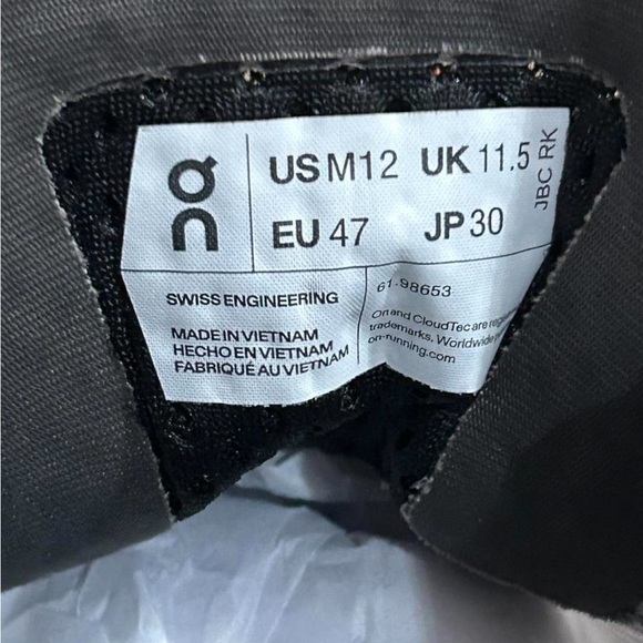 On CloudMonster Men’s Size 12 - Picture 4 of 8